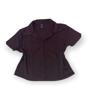 Basic, cropped, button, tee